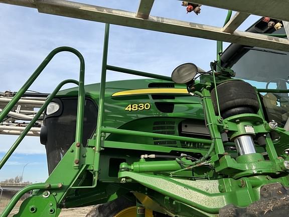 Main image John Deere 4830 6