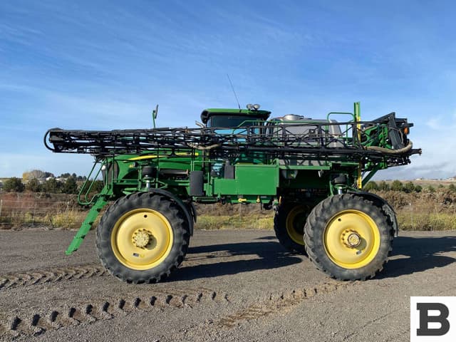 Image of John Deere 4830 equipment image 1