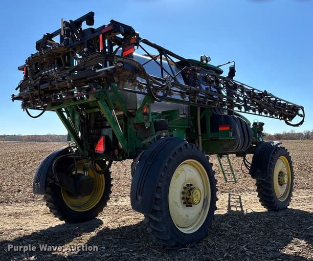 Image of John Deere 4830 equipment image 4