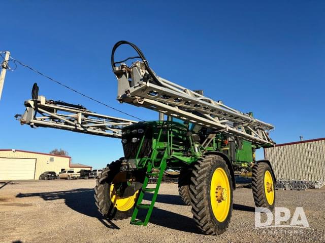 Image of John Deere 4830 equipment image 1