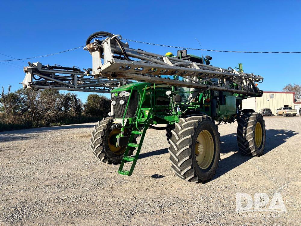 Image of John Deere 4830 Primary image