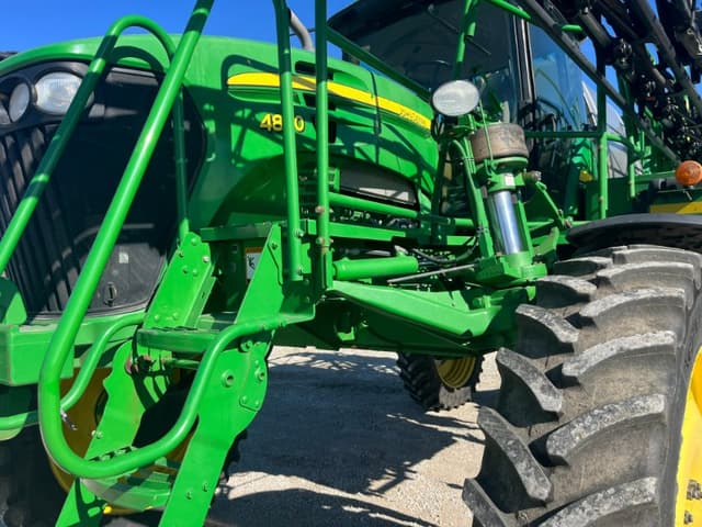 Image of John Deere 4830 equipment image 1