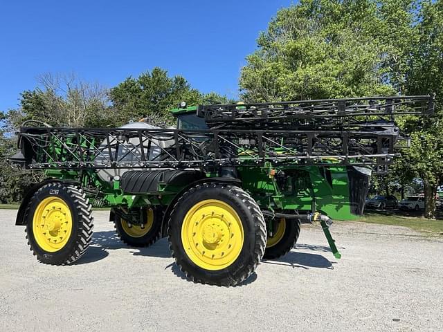 Image of John Deere 4940 equipment image 1