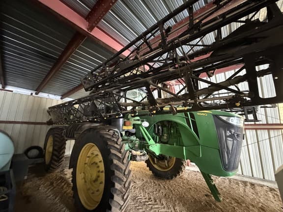 Image of John Deere 4940 Primary image