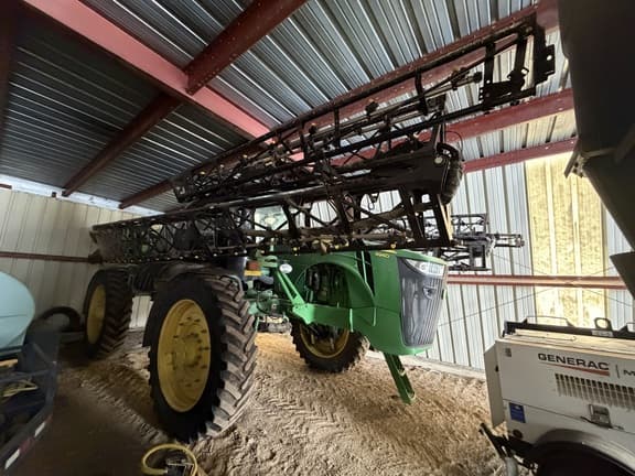 Image of John Deere 4940 equipment image 1