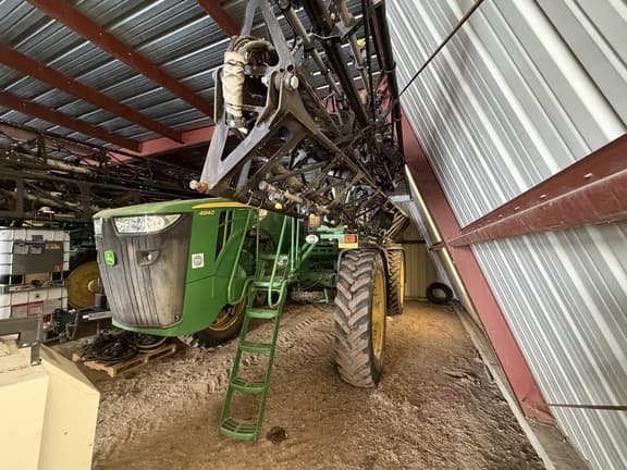 Image of John Deere 4940 equipment image 2