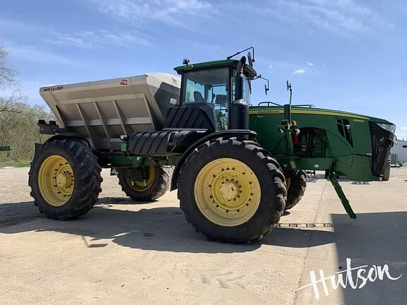 Image of John Deere 4940 equipment image 2