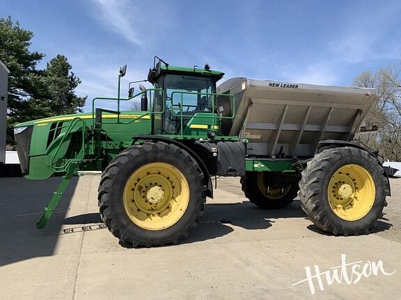 Image of John Deere 4940 equipment image 3