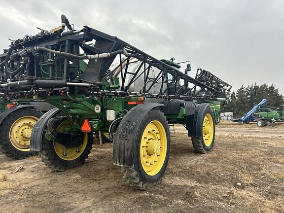 Image of John Deere 4940 equipment image 3