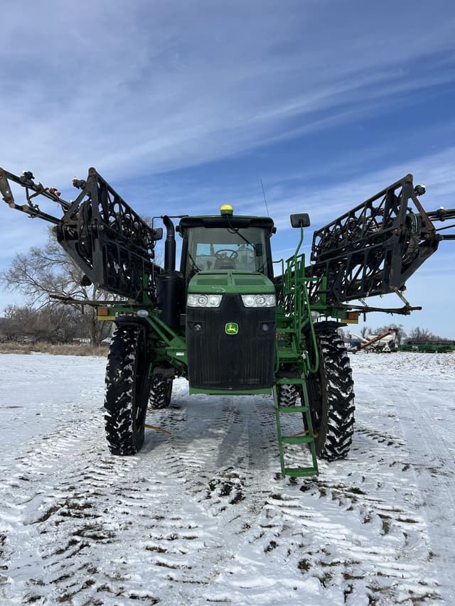 Image of John Deere 4940 equipment image 2