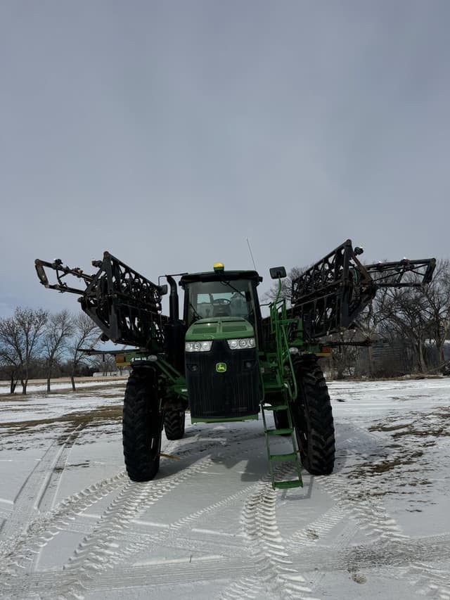 Image of John Deere 4940 equipment image 3