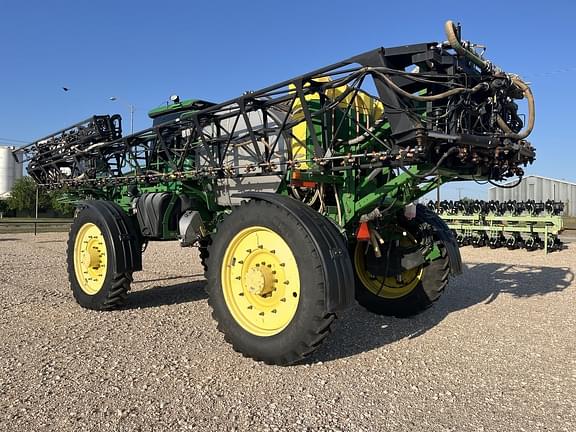 Image of John Deere 4940 equipment image 3