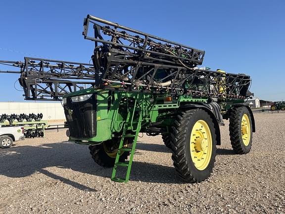 Image of John Deere 4940 equipment image 2
