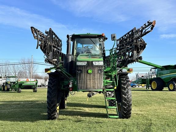 Image of John Deere 4940 equipment image 1