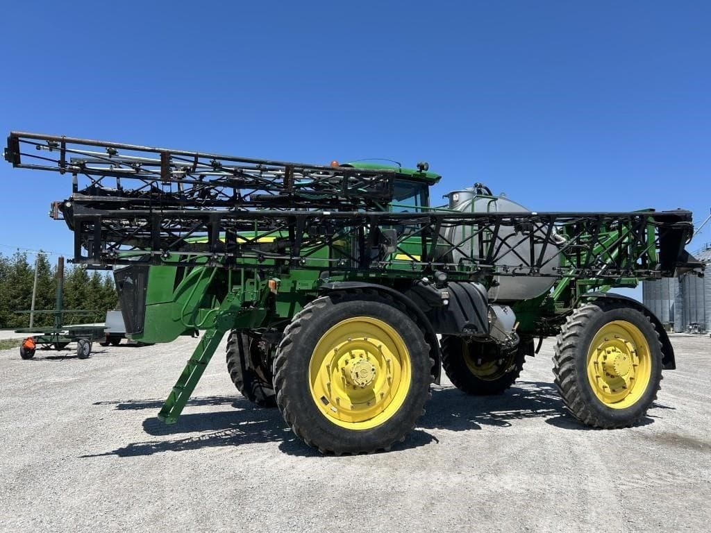 Image of John Deere 4940 Primary image