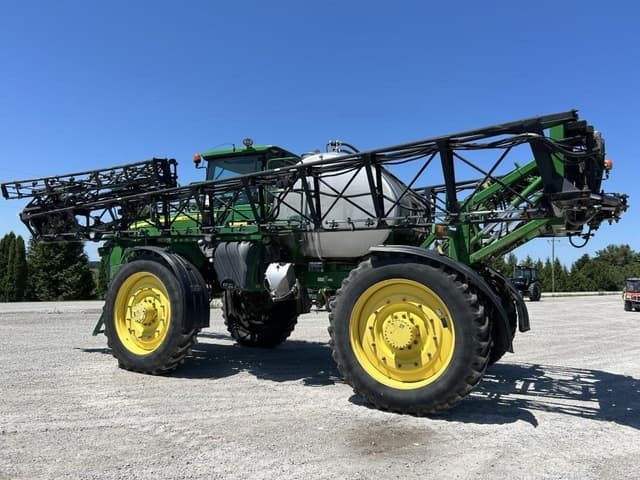 Image of John Deere 4940 equipment image 4
