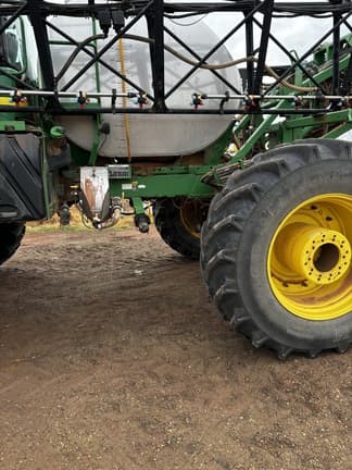 Image of John Deere 4940 equipment image 2