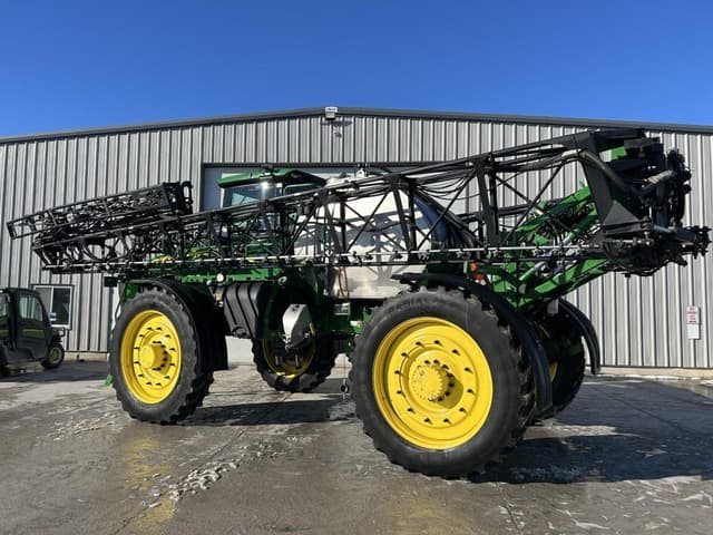 Image of John Deere 4940 equipment image 4