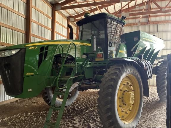 Image of John Deere 4940 Primary image