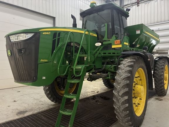 2013 John Deere 4940 Equipment Image0
