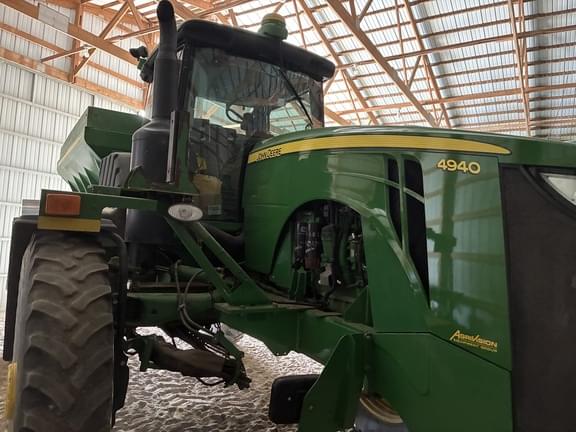 Image of John Deere 4940 equipment image 3