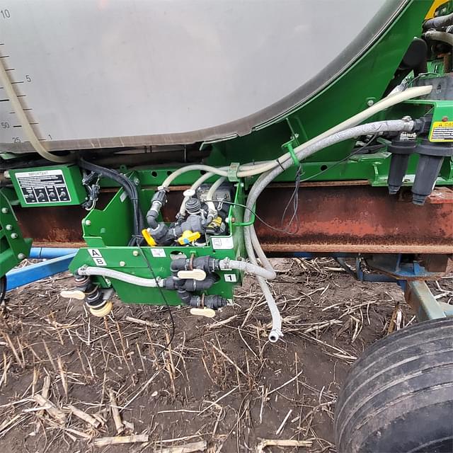 Image of John Deere 4940 Boom Kit equipment image 3