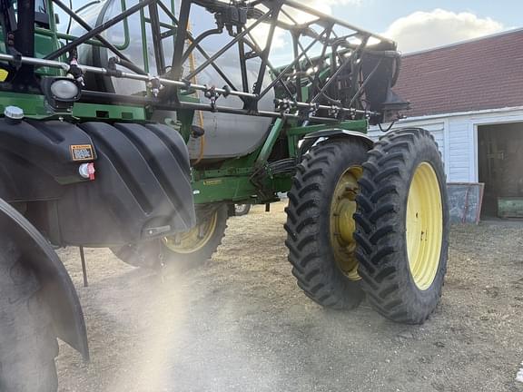 Image of John Deere 4940 equipment image 2
