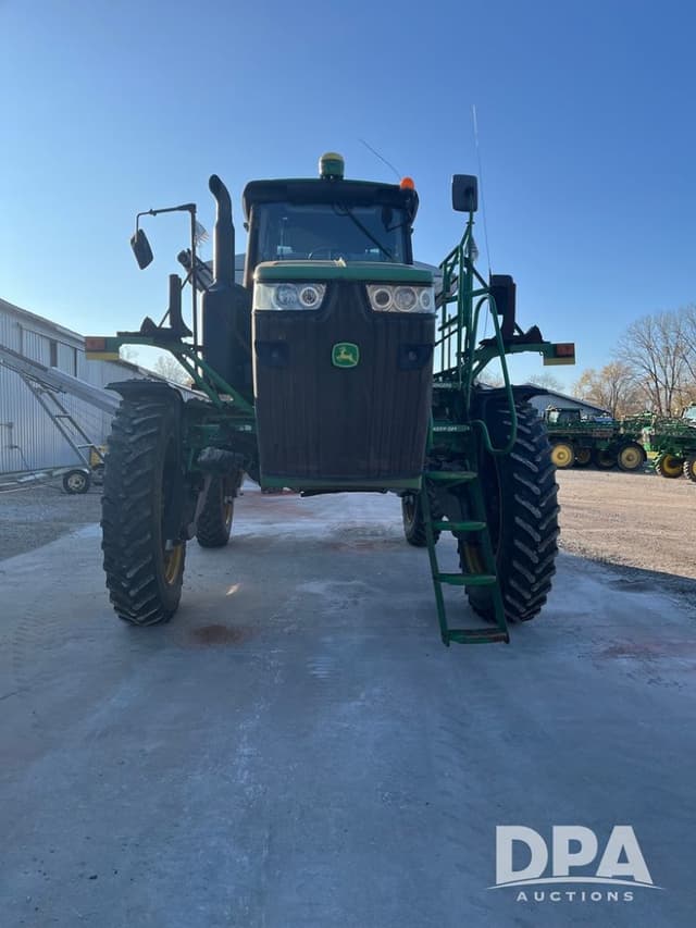 Image of John Deere 4940 equipment image 2