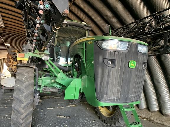 Image of John Deere 4940 equipment image 2
