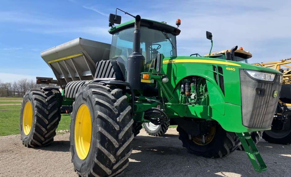 Image of John Deere 4940 Image 0