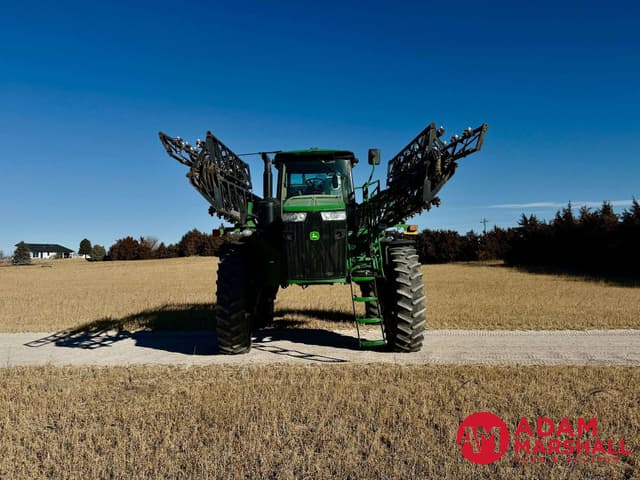 Image of John Deere 4940 equipment image 4