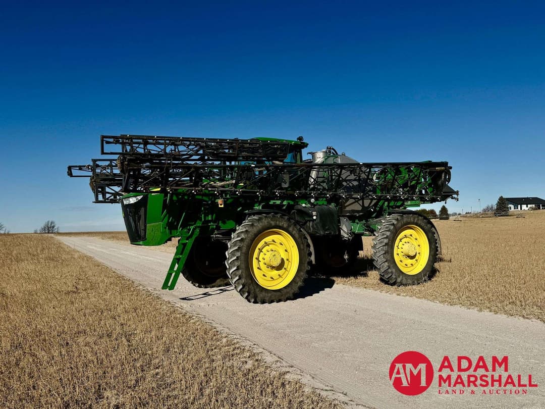 Image of John Deere 4940 Primary image