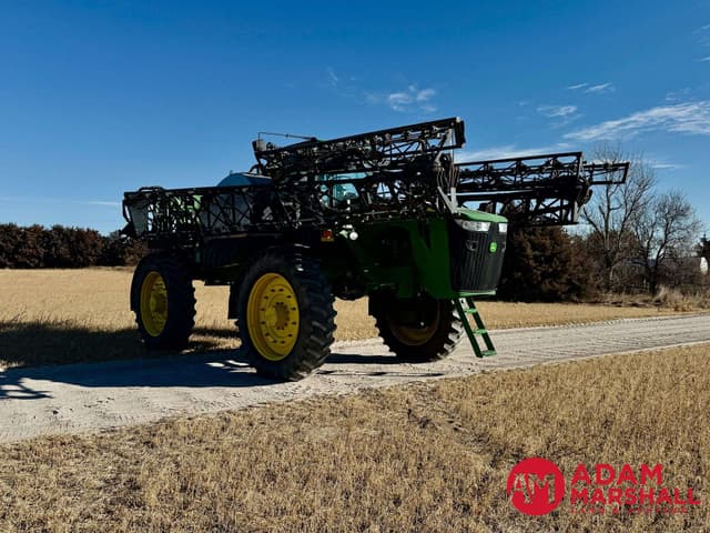 Image of John Deere 4940 equipment image 2