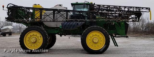 Image of John Deere 4940 equipment image 3