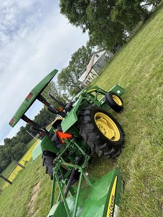 Image of John Deere 5045D equipment image 2