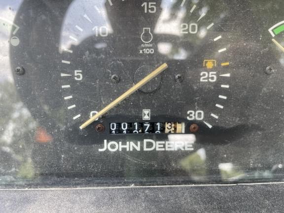 Image of John Deere 5045E equipment image 3