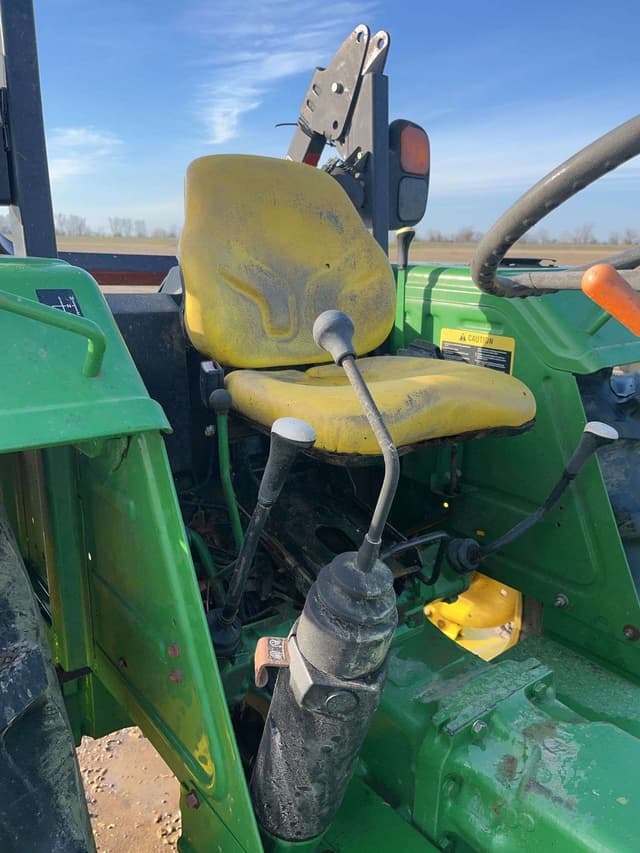 Image of John Deere 5045E equipment image 2