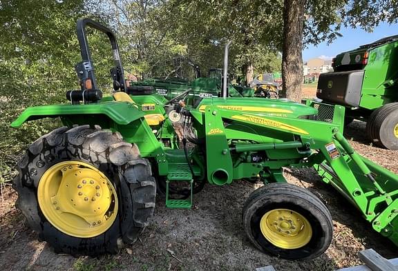 Image of John Deere 5055D equipment image 4