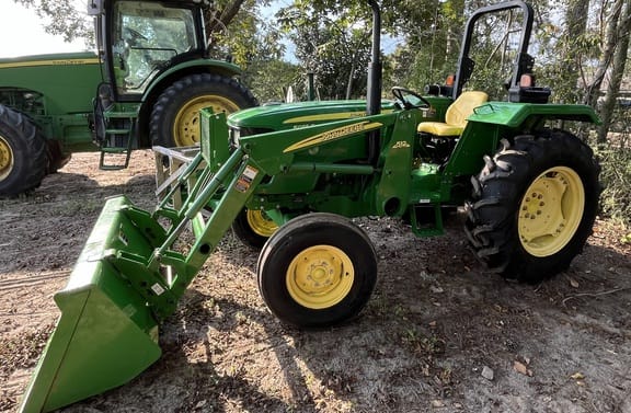 Main image John Deere 5055D