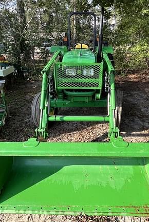 Image of John Deere 5055D equipment image 2