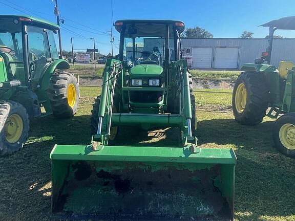 Image of John Deere 5055E equipment image 1