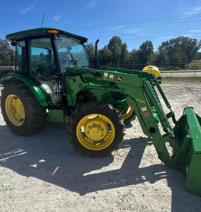 Image of John Deere 5055E equipment image 1