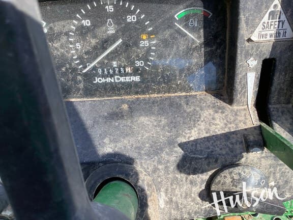 Image of John Deere 5055E equipment image 3