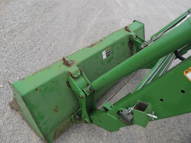 Image of John Deere 5055E equipment image 4