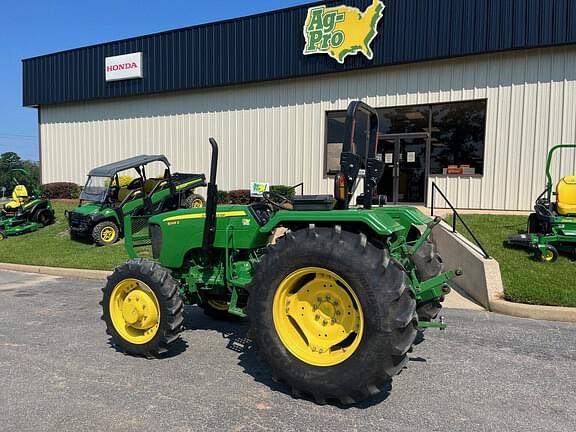 Image of John Deere 5065E equipment image 1