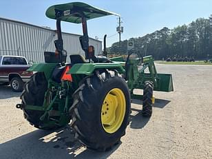 Main image John Deere 5065E 3