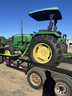 Image of John Deere 5065E equipment image 2