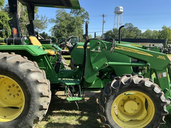 Image of John Deere 5065E equipment image 1