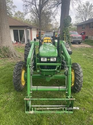 Image of John Deere 5065E equipment image 2