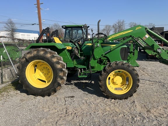 2013 John Deere 5065E Equipment Image0